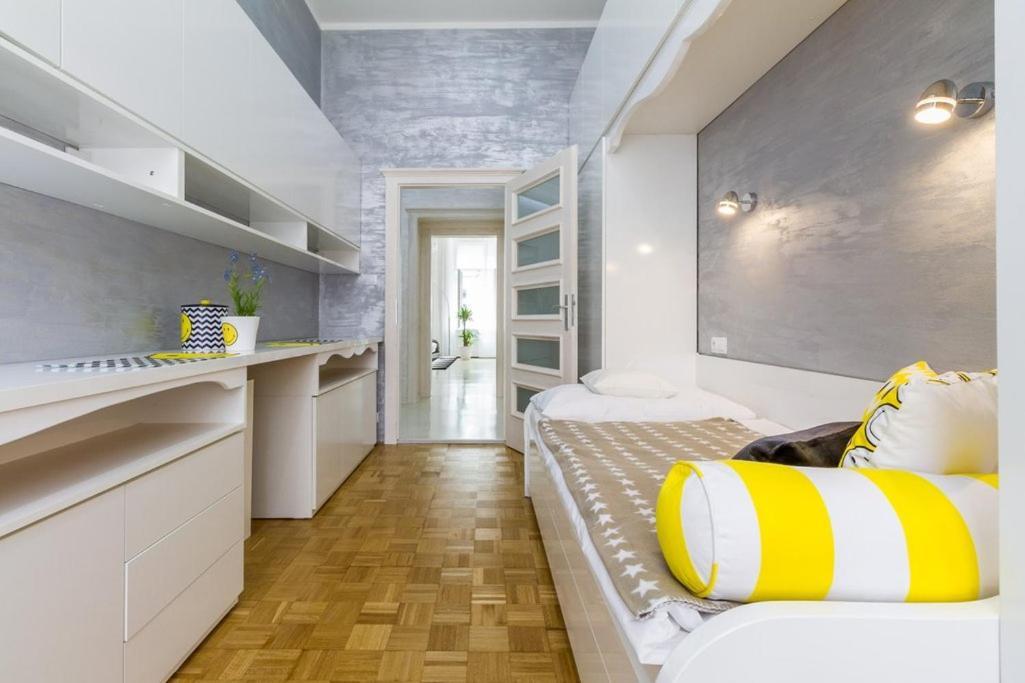 Stylish Apartment 5 Minutes Walk From City Center Πράγα Εξωτερικό φωτογραφία