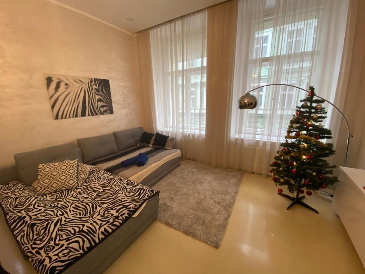 Stylish Apartment 5 Minutes Walk From City Center Πράγα Εξωτερικό φωτογραφία